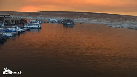 Lake Powell Antelope Point Marina Live Webcam Snapshot Image 2025-07-28 02-25-04AM