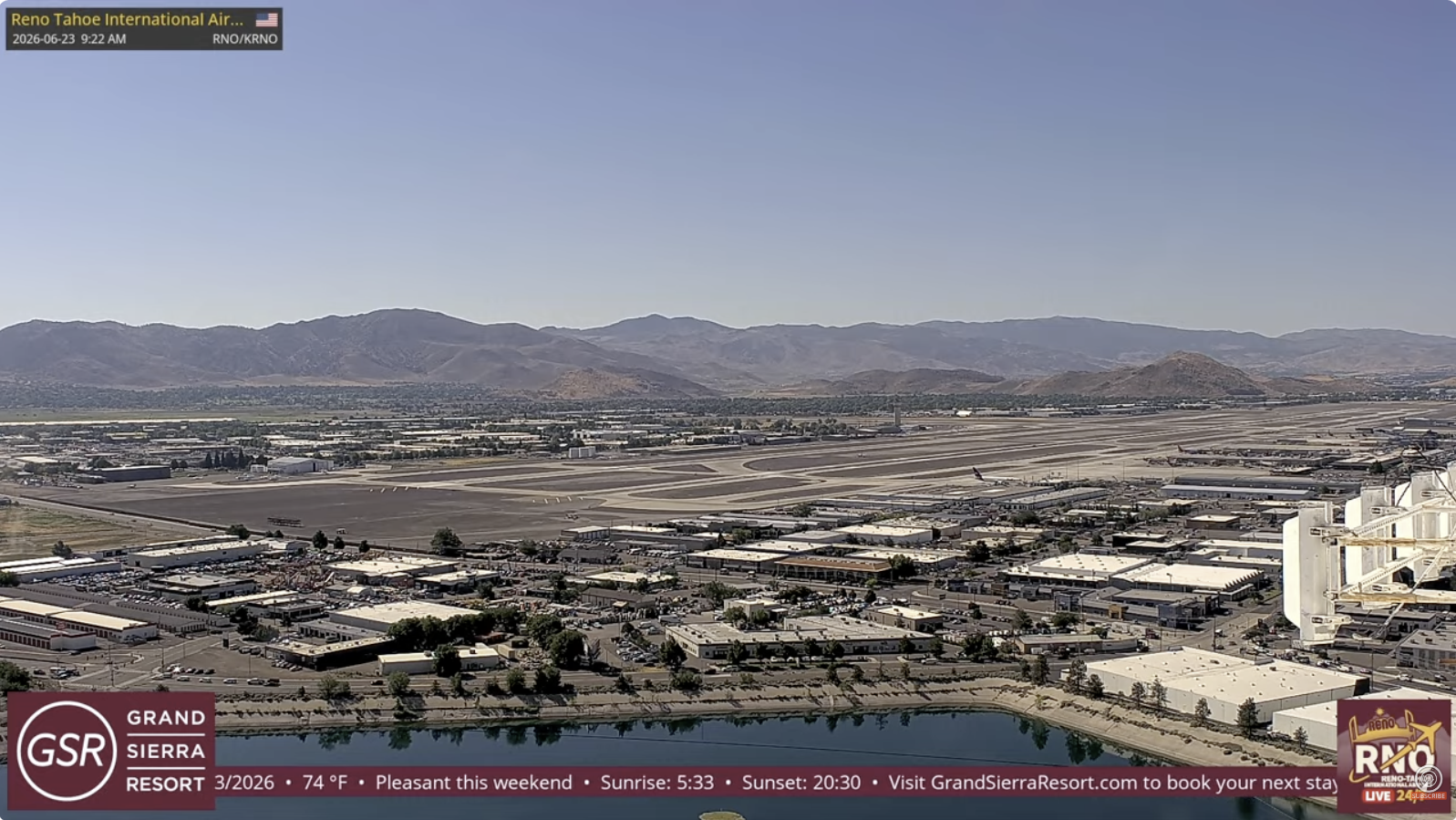 Auto tracking live view of planes taking off and landing at Reno Tahoe International Airport