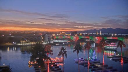 Lake Havasu London Bridge Live Webcam - Dec 18, 2025, 6:00pm MST
