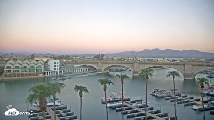 Lake Havasu London Bridge Live Webcam - Sep 3, 2026, 6:13am MST