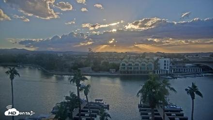 Lake Havasu London Bridge Live Webcam - Oct 22, 2026, 5:24pm MST