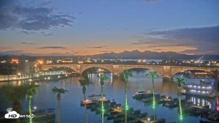 Lake Havasu London Bridge Live Webcam - Aug 6, 2026, 8:07pm MST