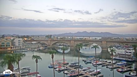Lake Havasu London Bridge Live Webcam - Aug 23, 2026, 6:08am MST