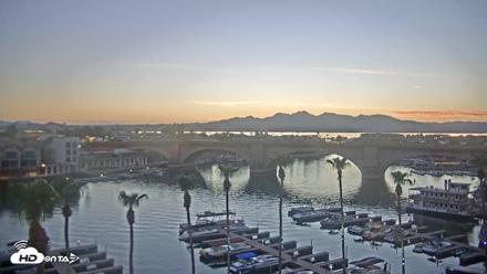 Lake Havasu London Bridge Live Webcam - Jul 14, 2026, 7:59pm MST