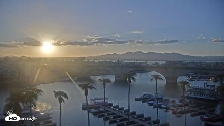Lake Havasu London Bridge Live Webcam - Sep 14, 2026, 6:23pm MST