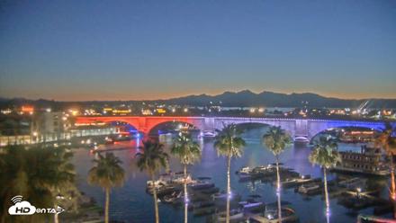 Lake Havasu London Bridge Live Webcam - Jun 5, 2026, 8:31pm MST