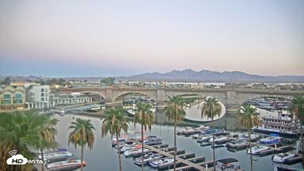 Lake Havasu London Bridge Live Webcam - Jul 7, 2026, 5:25am MST