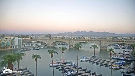 Lake Havasu London Bridge Live Webcam - Sep 4, 2026, 6:13am MST