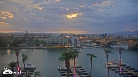 Lake Havasu London Bridge Live Webcam - Aug 12, 2026, 7:33pm MST