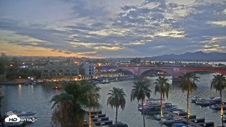 Lake Havasu London Bridge Live Webcam - Jul 4, 2026, 8:11pm MST