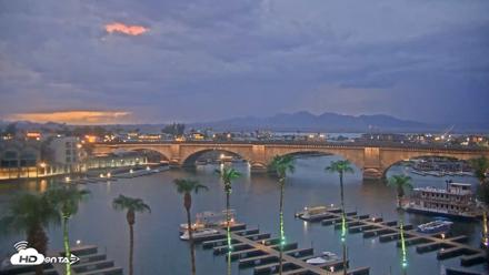 Lake Havasu London Bridge Live Webcam - Aug 12, 2026, 7:43pm MST