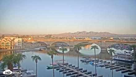 Lake Havasu London Bridge Live Webcam - Sep 22, 2026, 6:41am MST