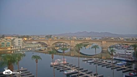 Lake Havasu London Bridge Live Webcam - Aug 26, 2026, 5:53am MST