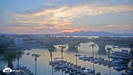 Lake Havasu London Bridge Live Webcam - Aug 9, 2026, 7:31pm MST
