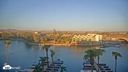 Lake Havasu London Bridge Live Webcam - Sep 4, 2026, 6:35am MST