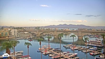 Lake Havasu London Bridge Live Webcam - Aug 23, 2026, 6:53am MST