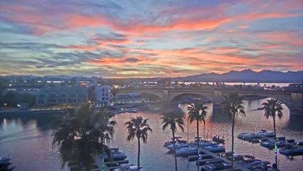 Lake Havasu London Bridge Live Webcam - Mar 21, 2026, 7:04pm MST