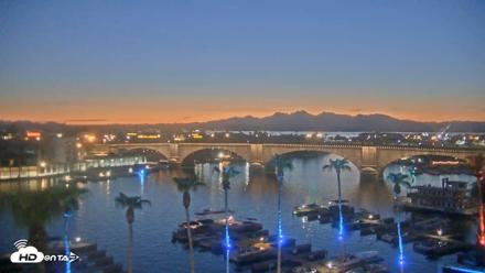 Lake Havasu London Bridge Live Webcam - Aug 7, 2026, 8:07pm MST