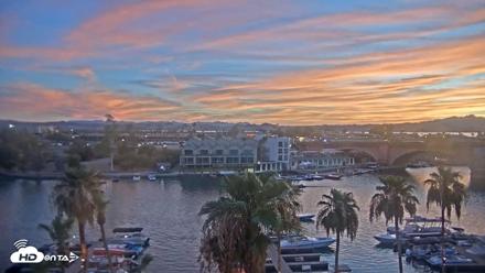 Lake Havasu London Bridge Live Webcam - Jul 3, 2026, 8:06pm MST