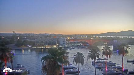 Lake Havasu London Bridge Live Webcam - Jul 7, 2026, 8:15pm MST