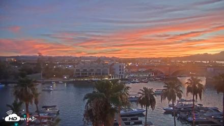 Lake Havasu London Bridge Live Webcam - Jul 3, 2026, 8:10pm MST