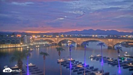 Lake Havasu London Bridge Live Webcam - Aug 13, 2026, 7:52pm MST