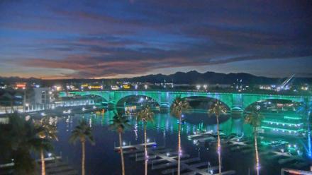 Lake Havasu London Bridge Live Webcam - Nov 5, 2025, 6:23pm MST