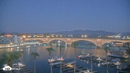 Lake Havasu London Bridge Live Webcam - Sep 3, 2026, 5:41am MST