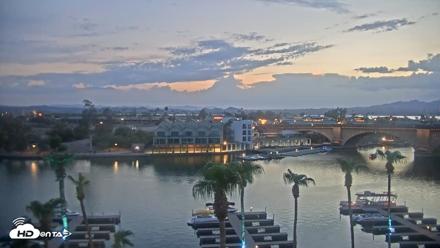 Lake Havasu London Bridge Live Webcam - Aug 10, 2026, 7:44pm MST