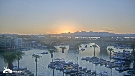 Lake Havasu London Bridge Live Webcam - Aug 7, 2026, 7:27pm MST