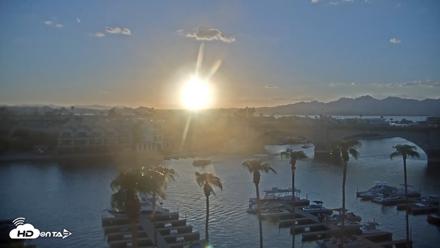 Lake Havasu London Bridge Live Webcam - Sep 12, 2026, 6:32pm MST