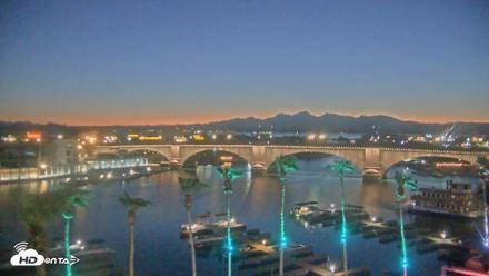 Lake Havasu London Bridge Live Webcam - Aug 3, 2026, 8:19pm MST