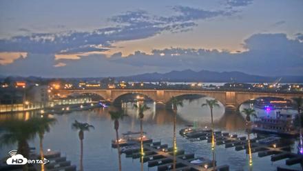 Lake Havasu London Bridge Live Webcam - Aug 10, 2026, 7:55pm MST