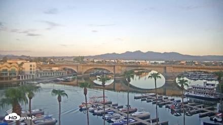 Lake Havasu London Bridge Live Webcam - Aug 16, 2026, 6:21am MST