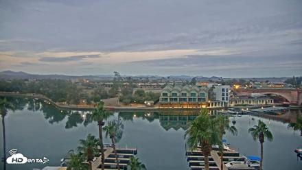 Lake Havasu London Bridge Live Webcam - Oct 18, 2026, 6:40am MST