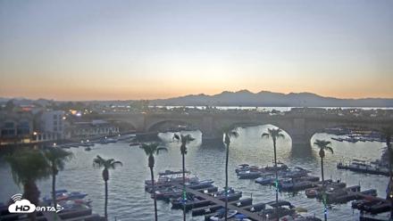 Lake Havasu London Bridge Live Webcam - Aug 1, 2026, 7:51pm MST