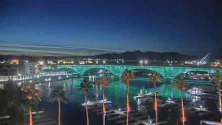 Lake Havasu London Bridge Live Webcam - Nov 10, 2025, 6:24pm MST