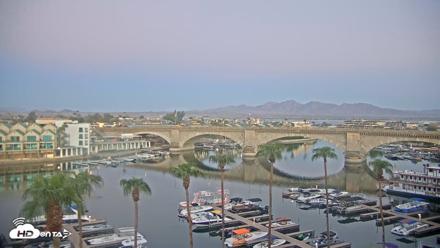 Lake Havasu London Bridge Live Webcam - Sep 19, 2026, 6:13am MST