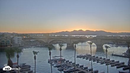 Lake Havasu London Bridge Live Webcam - Jul 9, 2026, 7:52pm MST
