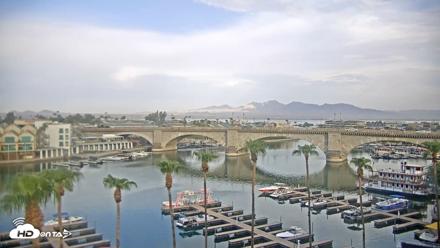 Lake Havasu London Bridge Live Webcam - Aug 10, 2026, 7:21am MST