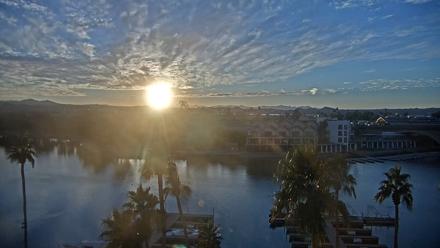 Lake Havasu London Bridge Live Webcam - Dec 14, 2025, 5:12pm MST