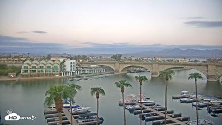 Lake Havasu London Bridge Live Webcam - Sep 17, 2026, 6:22am MST