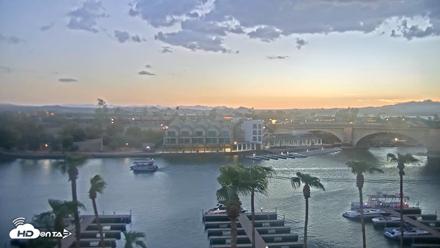 Lake Havasu London Bridge Live Webcam - Aug 30, 2026, 7:17pm MST