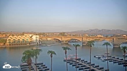 Lake Havasu London Bridge Live Webcam - Sep 1, 2026, 6:32am MST
