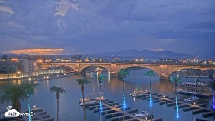 Lake Havasu London Bridge Live Webcam - Aug 12, 2026, 7:47pm MST