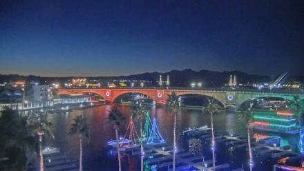 Lake Havasu London Bridge Live Webcam - Dec 1, 2025, 6:19pm MST