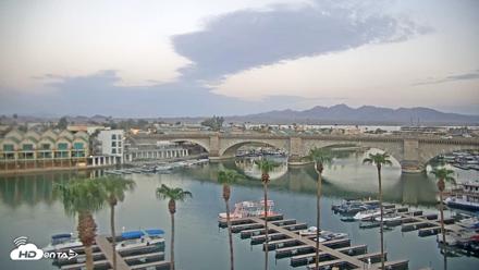 Lake Havasu London Bridge Live Webcam - Aug 7, 2026, 5:53am MST