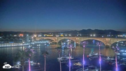 Lake Havasu London Bridge Live Webcam - Sep 12, 2026, 7:35pm MST