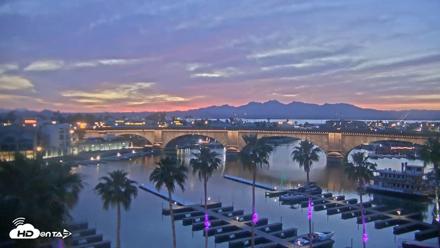 Lake Havasu London Bridge Live Webcam - Apr 20, 2026, 7:35pm MST