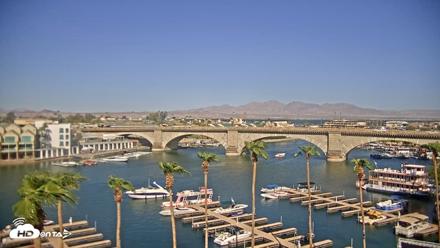 Lake Havasu London Bridge Live Webcam - Sep 4, 2026, 9:05am MST